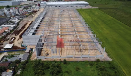 Gallpão para alugar com 20.000m2, BR470, Navegantes/SC!
