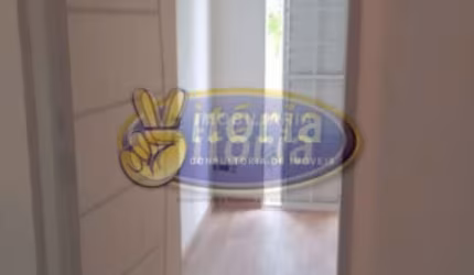 Casa Assobradada para Venda no bairro Balneária - SBC