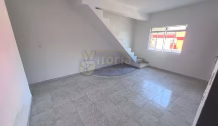 sobrado com 2 casas para investimento