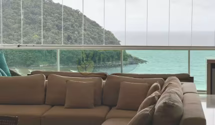 APTO COBERTURA DE FRENTE AO MAR