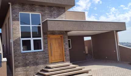 Casa à venda no bairro Loteamento Greenfield em Atibaia/SP