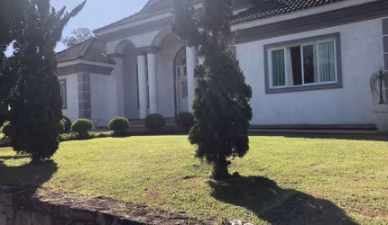 Casa à venda no bairro Roseira em Mairiporã/SP