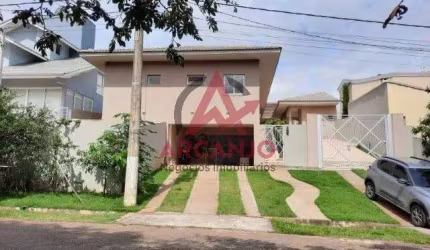 Oportunidade - Casa Magnífica em condomínio Parque das garças