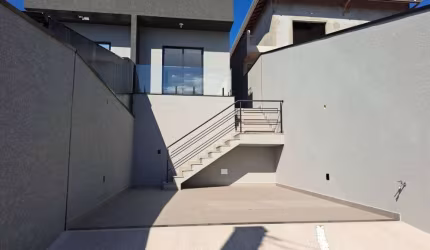 Casa à venda no bairro Jardim Paulista em Atibaia/SP