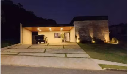 Casa à venda no bairro Condomínio Residencial Itaporã de Atibaia em Atibaia/SP