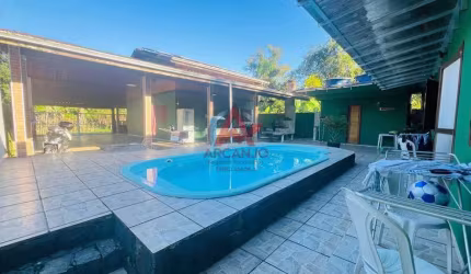 CASA A VENDA NA PRAIA DO ESTALEIRO PROXIMO AO MAR