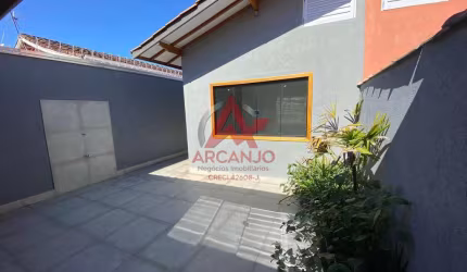 CASA A VENDA NO CENTRO DE UBATUBA COM 02 DORMITORIOS