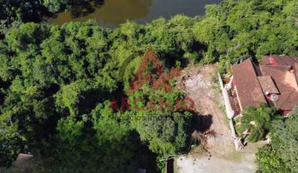 TERRENO A VENDA NA PRAIA DO PRUMIRIM PROXIMO A PRAIA E PROXIMO AO RIO