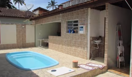 Casa à venda no bairro Lazaro em Ubatuba/SP