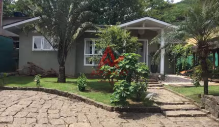 CASA PARA ALUGAR NA VILA DE ITAMAMBUCA