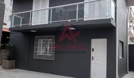SOBRADO RECÉM REFORMADO A VENDA NO BAIRRO DO  ITAGUÁ - UBATUBA - SP