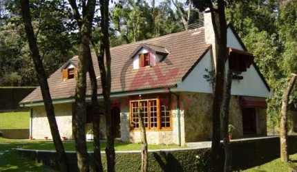 Casa a venda em Mairiporã em condomínio na Serra da Cantareira!!!