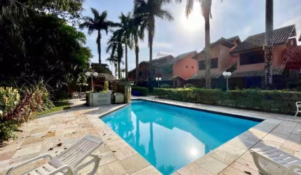 Casa à venda no bairro Riviera em Bertioga/SP