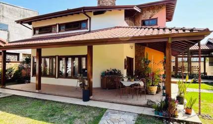 Casa à venda no bairro Horto Florestal em Ubatuba/SP