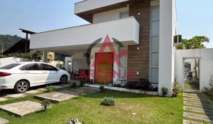 Casa a Venda Em Condomínio Fechado Com 4 Dormitórios Em Ubatuba-SP
