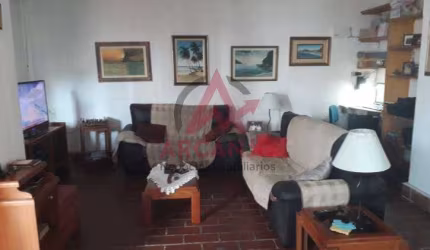 Casa à venda no Silop, Ubatuba - SP