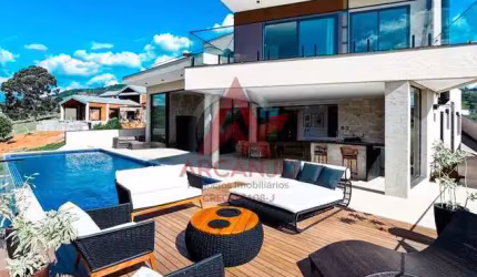 Casa a Venda em Condomínio 4 Suítes Piracaia-SP