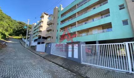 COBERTURA A VENDA NA PRAIA DAS TONINHAS COM VISTA PARCIAL PARA O MAR