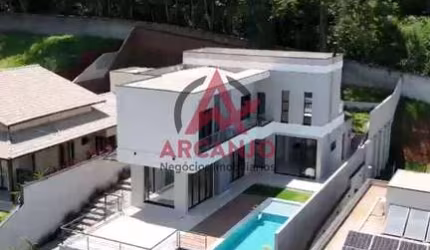 Casa a Venda Em  Condomínio Residencial Fechado Com 3 Suítes - Atibaia-SP.