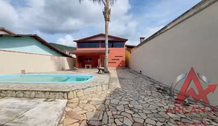 CASA À VENDA NO BAIRRO SAMAMBAIA - UBATUBA/SP.