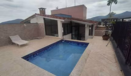 Apartamento à venda no bairro Umuarama em Ubatuba/SP