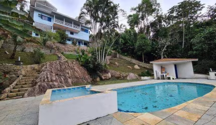 Casa à venda no bairro Toninhas em Ubatuba/SP