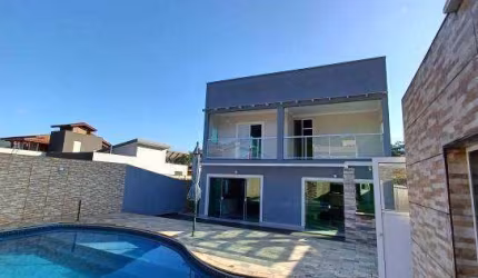 Casa à venda no bairro Horto Florestal em Ubatuba/SP