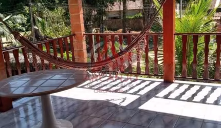 Ressaca - Sobrado a venda no Bairro da Ressaca em Ubatuba - SP
