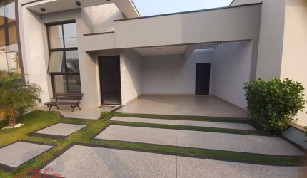 Casa térrea à venda no Condomínio Mantova