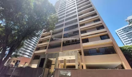 Excelente Apartamento no Bairro do Espinheiro com 152m²