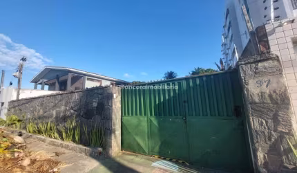 Casa Comercial à venda, 8 quartos, 7 vagas, Engenho do Meio - Recife/PE