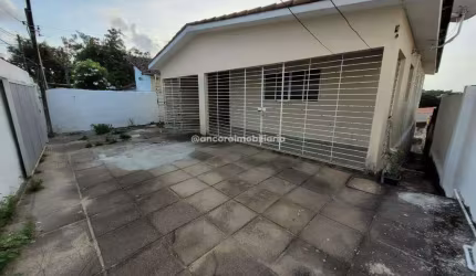 Casa residencial no bairro de Cajueiro, Recife-PE
