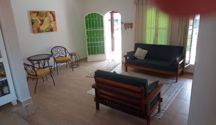 Casa aconchegante com piscina