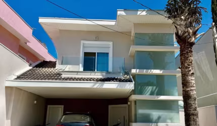 LINDO SOBRADO  EM JACAREÍ
