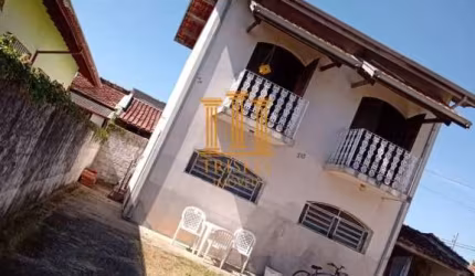 Sobrado 2 dormitórios com Edícula e quintal grande em Tremembé - CA224