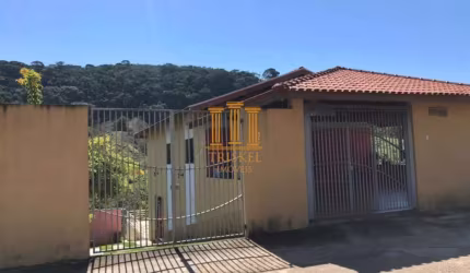 Chácara 4 Dorm com suíte garagem coberta e Piscina - CA299