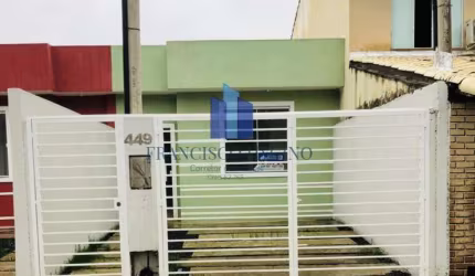 Casa para Venda em Volta Redonda, Roma, 2 dormitórios, 1 suíte, 2 banheiros, 1 vaga