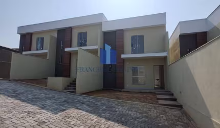 Casa para Venda em Volta Redonda, Roma, 2 dormitórios, 1 suíte, 2 banheiros, 2 vagas