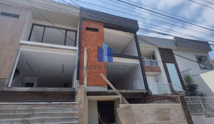 Casa para Venda em Volta Redonda, Jardim Belvedere, 3 dormitórios, 3 suítes, 4 banheiros, 4 vagas