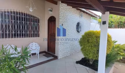Casa para Venda em Volta Redonda, Jardim Belvedere, 3 dormitórios, 1 suíte, 3 banheiros, 3 vagas