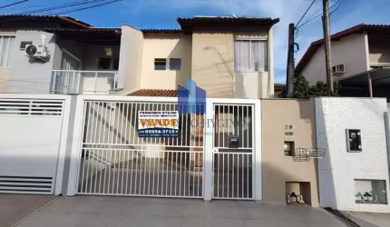 Casa para Venda em Volta Redonda, Morada da Colina, 3 dormitórios, 1 suíte, 3 banheiros, 1 vaga