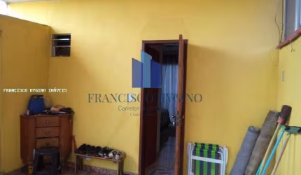 Casa para Venda em Volta Redonda, São Luiz, 3 dormitórios, 1 suíte, 3 banheiros, 2 vagas