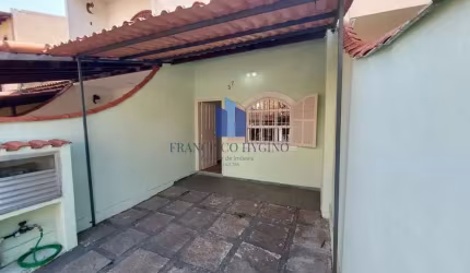 Casa para Venda em Volta Redonda, São Geraldo, 1 dormitório, 1 banheiro, 1 vaga