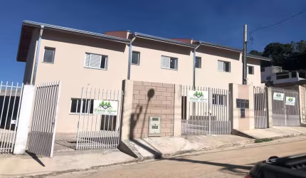 Casa para Venda em Mairinque, Trocadeiro, 2 dormitórios, 1 banheiro, 1 vaga