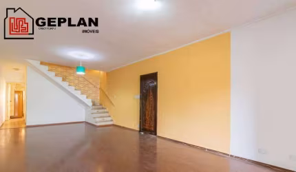 Excelente Sobrado, 3 Dorm, Sendo 1 Suite, 2 Vaga pequenas, 213m.