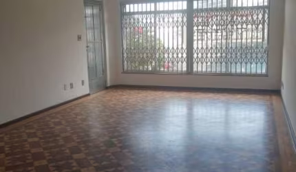 MARAVILHOSA CASA AMPLA E ESPAÇOSA!!!