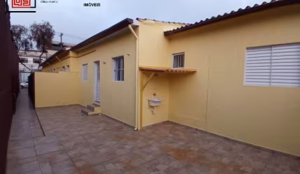 EXCELENTE CASA NO CAMBUCI TOTALMENTE REFORMADA! SEM VAGA