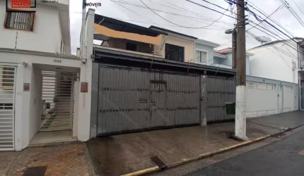 Excelente Sobrado para fins comerciais, 2 Salas,  2 Salões, 5 vagas 200m