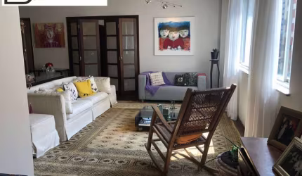 Apartamento C/ 03 dorm, sendo 01 suíte, 04 banhs, 01 vaga de garagem, 190m²