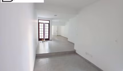 Excelente Imóvel, Comercial e Residencial, 2 Dorm, 4 banh, sem vaga, 110m.